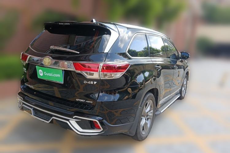 Used Toyota Highlander 2018 2.0T Four-Wheel Drive Prestige Version 7 Seats China V Emission Standard Rear Right 45 Deg