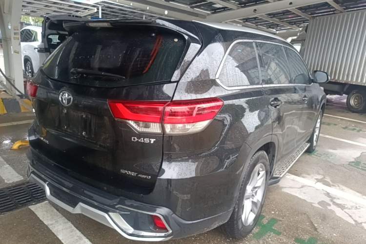 Used Toyota Highlander 2018 2.0T Four-Wheel Drive Prestige Version 7 Seats China V Emission Standard Rear Right 45 Deg