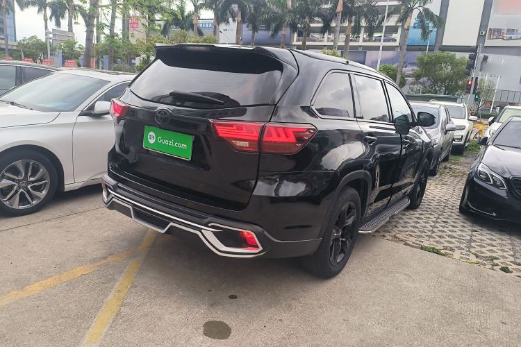 Used Toyota Highlander 2018 2.0T Four-Wheel Drive Luxury Version 7 Seats China VI Standard Rear Right 45 Deg