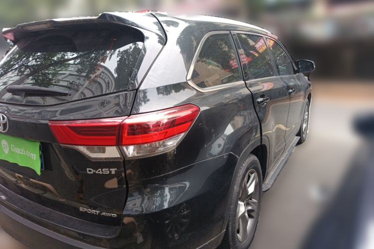 Used Toyota Highlander 2018 2.0T Four-Wheel Drive Luxury Version 7 Seats China VI Standard Rear Right 45 Deg