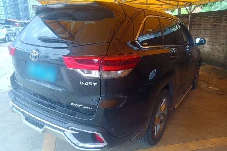 Used Toyota Highlander 2018 2.0T Four-Wheel Drive Luxury Version 7 Seats China VI Standard Rear Right 45 Deg