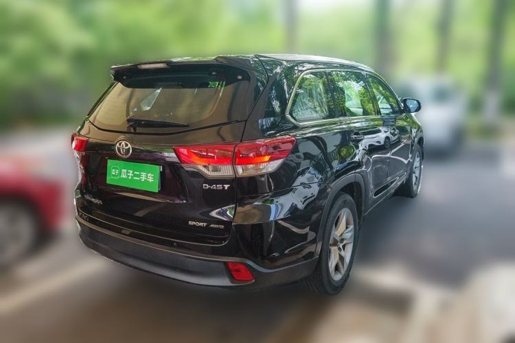 Used Toyota Highlander 2018 2.0T Four-Wheel Drive Prestige Version 7 Seats China V Emission Standard Rear Right 45 Deg