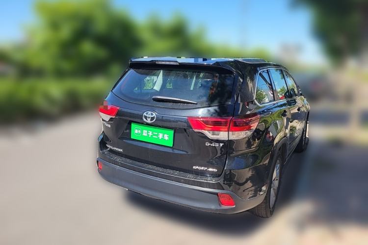 Used Toyota Highlander 2018 2.0T Four-Wheel Drive Luxury Version 7 Seats China VI Standard Rear Right 45 Deg