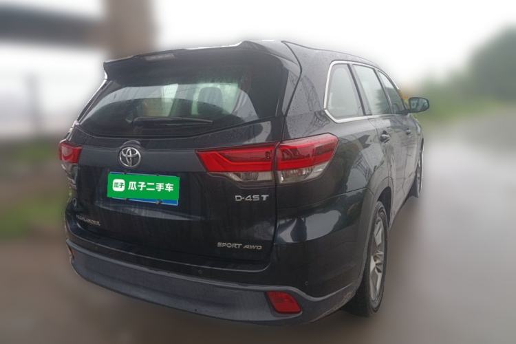 Used Toyota Highlander 2018 2.0T Four-Wheel Drive Luxury Edition 7 Seats China V Emission Standard Rear Right 45 Deg