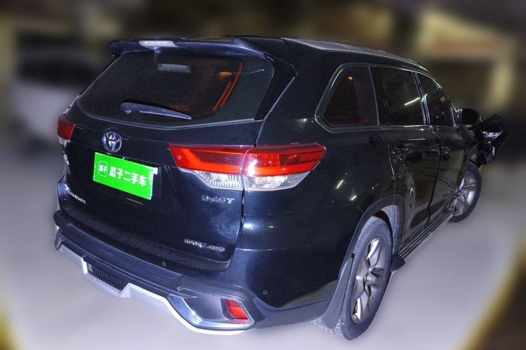 Used Toyota Highlander 2018 2.0T Four-Wheel Drive Prestige Version 7 Seats China V Emission Standard Rear Right 45 Deg