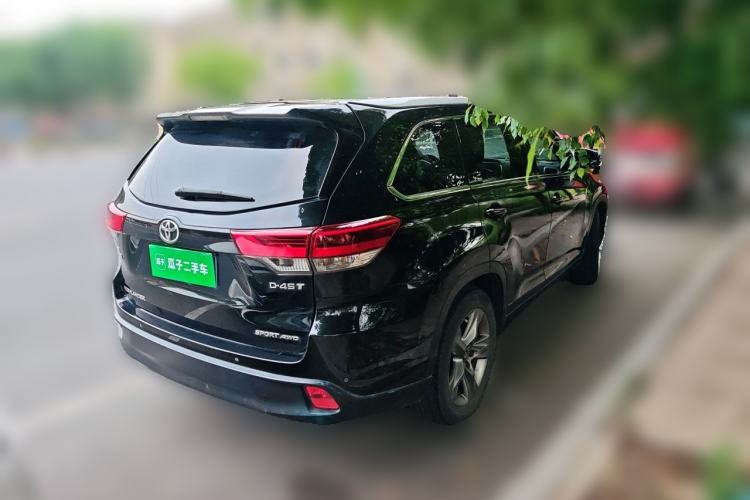 Used Toyota Highlander 2018 2.0T Four-Wheel Drive Luxury Version 7 Seats China VI Standard Rear Right 45 Deg
