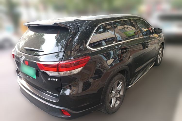 Used Toyota Highlander 2018 2.0T Four-Wheel Drive Luxury Edition 7 Seats China V Emission Standard Rear Right 45 Deg