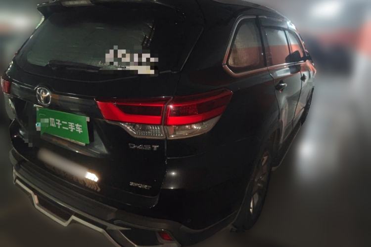 Used Toyota Highlander 2018 2.0T Two-Wheel-Drive Luxury Edition 7 Seats Emission Standard China V Rear Right 45 Deg