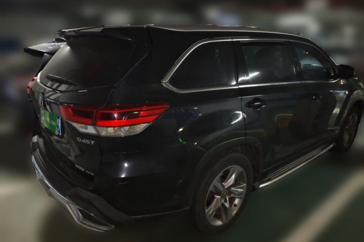 Used Toyota Highlander 2018 2.0T Four-Wheel Drive Luxury Edition 7 Seats China V Emission Standard Rear Right 45 Deg