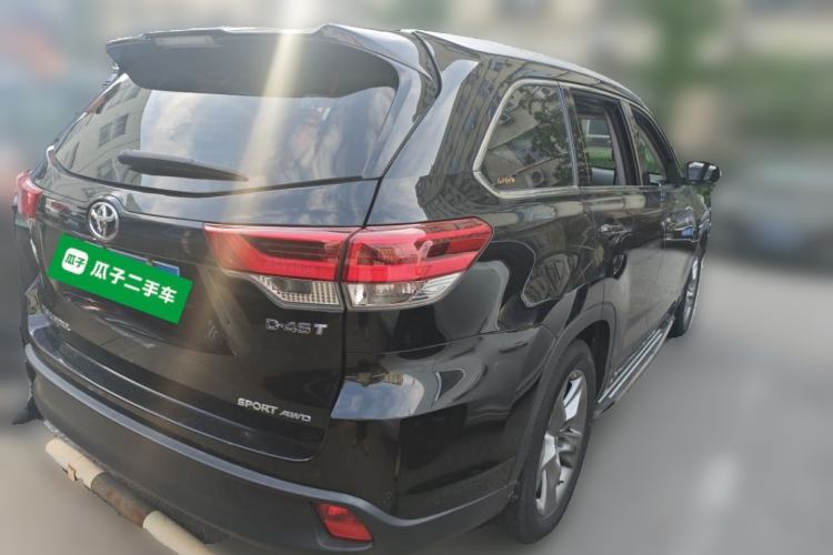 Used Toyota Highlander 2018 2.0T Four-Wheel Drive Luxury Version 7 Seats China VI Standard Rear Right 45 Deg