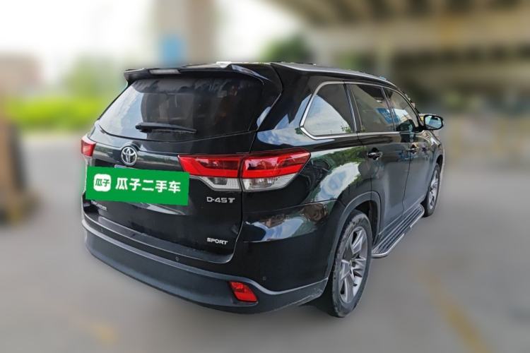 Used Toyota Highlander 2018 2.0T Two-Wheel-Drive Luxury Edition 7 Seats Emission Standard China V Rear Right 45 Deg