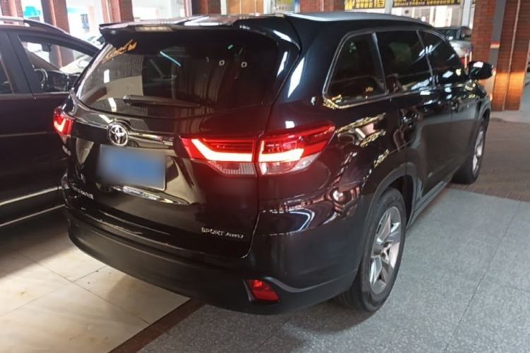 Used Toyota Highlander 2018 2.0T Four-Wheel Drive Luxury Version 7 Seats China VI Standard Rear Right 45 Deg