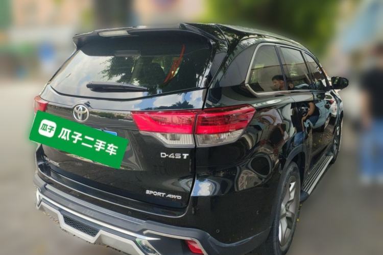 Used Toyota Highlander 2018 2.0T Four-Wheel Drive Luxury Version 7 Seats China VI Standard Rear Right 45 Deg