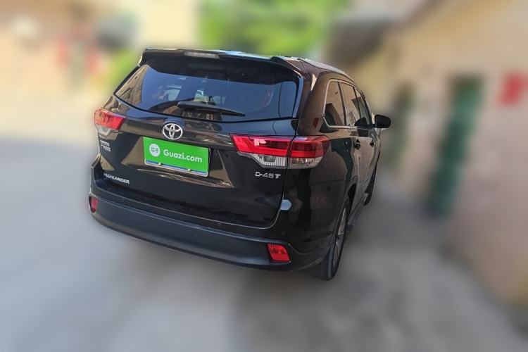 Used Toyota Highlander 2018 2.0T Two-Wheel Drive Elite Edition 5 Seats Emission Standard China V Rear Right 45 Deg
