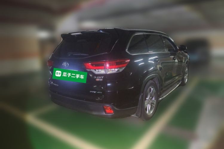 Used Toyota Highlander 2018 2.0T Four-Wheel Drive Luxury Edition 7 Seats China V Emission Standard Rear Right 45 Deg