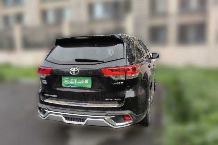 Used Toyota Highlander 2018 2.0T Four-Wheel Drive Luxury Edition 7 Seats China V Emission Standard Rear Right 45 Deg
