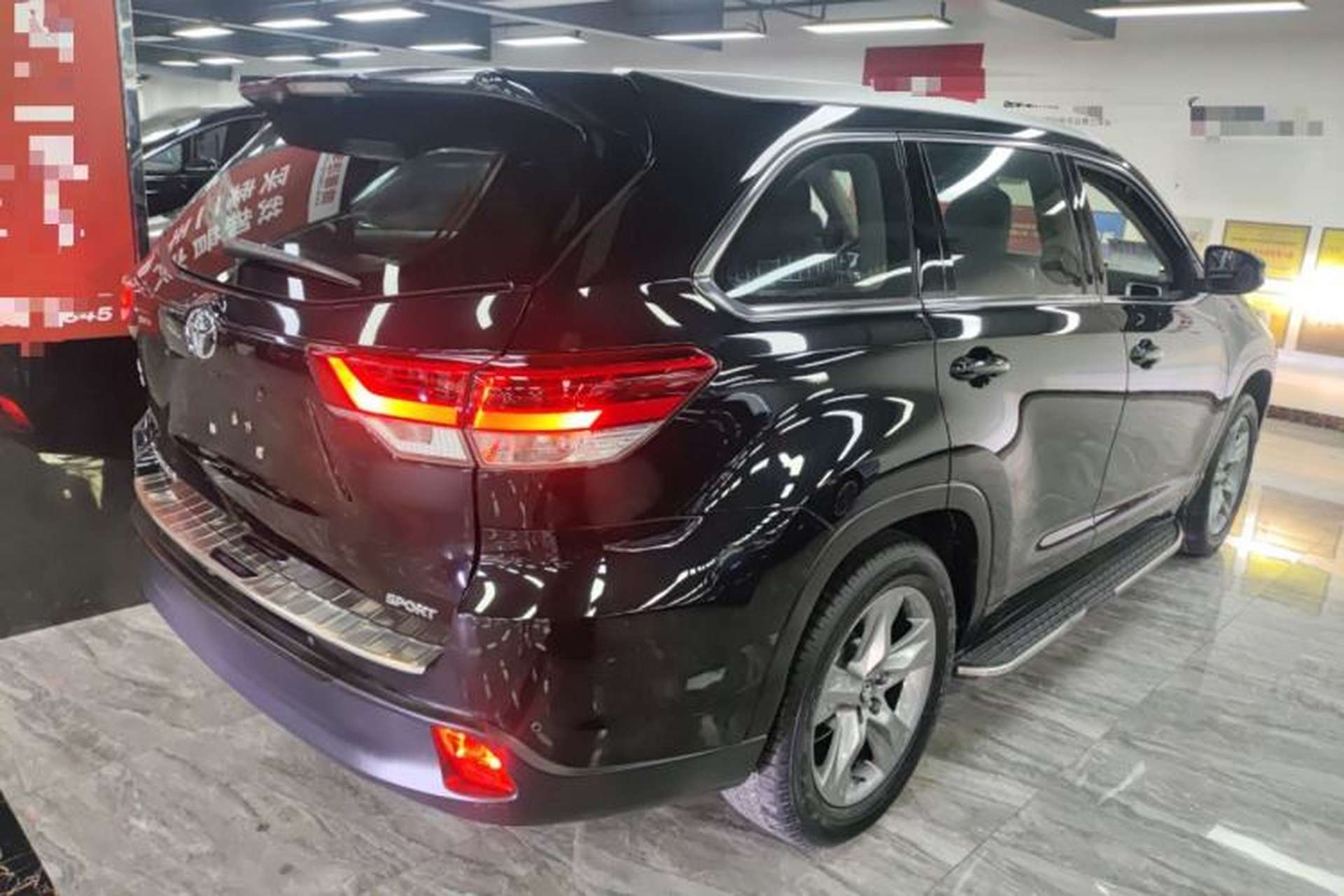 Used Toyota Highlander 2018 2.0T Two-Wheel Drive Luxury Edition 7 Seats China VI Standard Rear Right 45 Deg