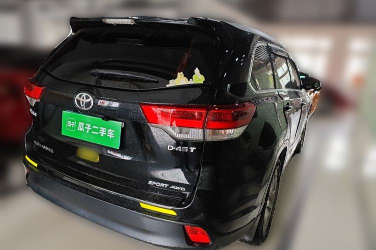 Used Toyota Highlander 2018 2.0T Four-Wheel Drive Luxury Edition 7 Seats China V Emission Standard Rear Right 45 Deg