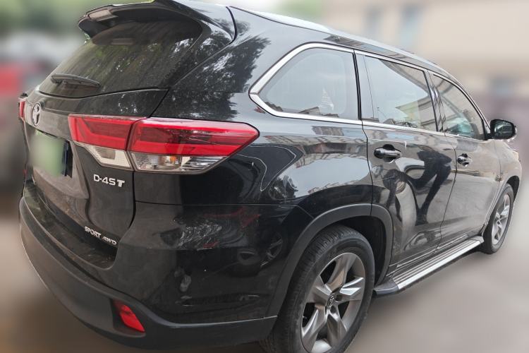 Used Toyota Highlander 2018 2.0T Four-Wheel Drive Luxury Edition 7 Seats China V Emission Standard Rear Right 45 Deg