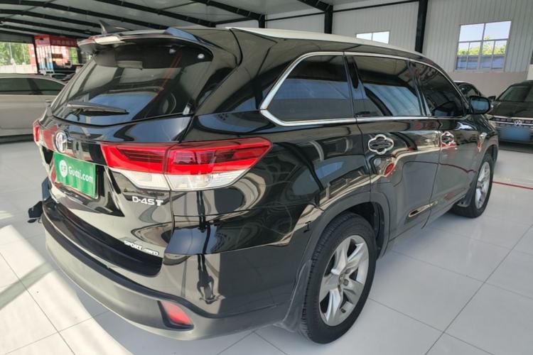 Used Toyota Highlander 2018 2.0T Four-Wheel Drive Prestige Version 7 Seats China V Emission Standard Rear Right 45 Deg