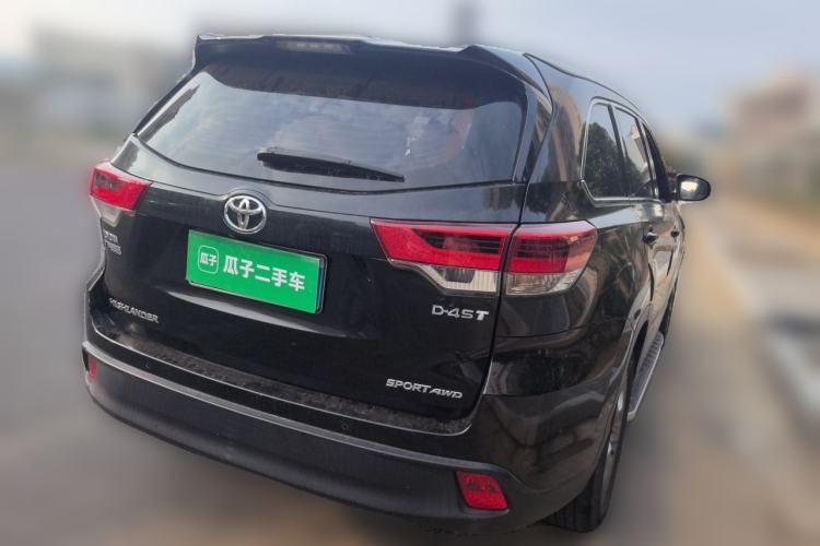Used Toyota Highlander 2018 2.0T Four-Wheel Drive Luxury Version 7 Seats China VI Standard Rear Right 45 Deg