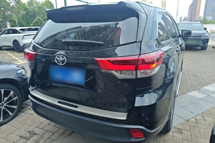 Used Toyota Highlander 2018 2.0T Two-Wheel Drive Elite Version 5 Seats China VI Standard Rear Right 45 Deg