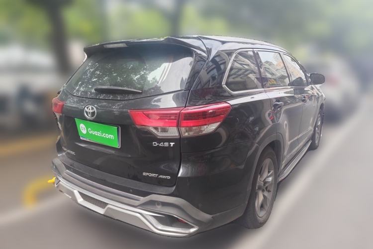 Used Toyota Highlander 2018 2.0T Four-Wheel Drive Luxury Version 7 Seats China VI Standard Rear Right 45 Deg