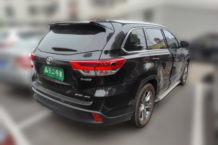 Used Toyota Highlander 2018 2.0T Four-Wheel Drive Luxury Edition 7 Seats China V Emission Standard Rear Right 45 Deg