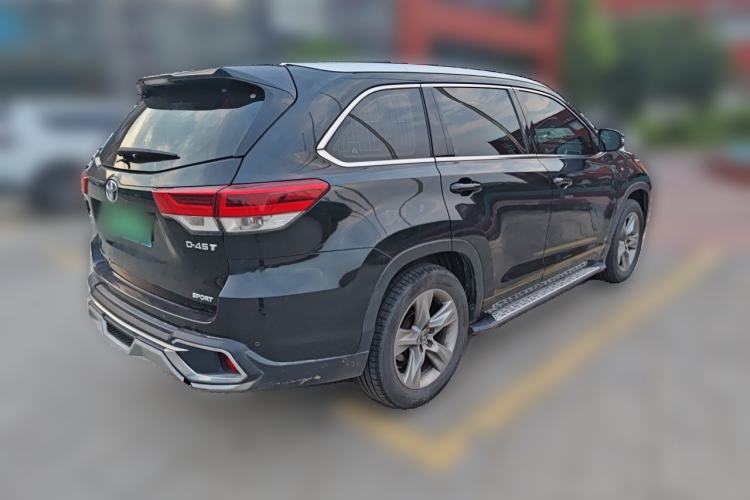 Used Toyota Highlander 2018 2.0T Two-Wheel Drive Prestige Version 7 Seats China V Emission Standard Rear Right 45 Deg