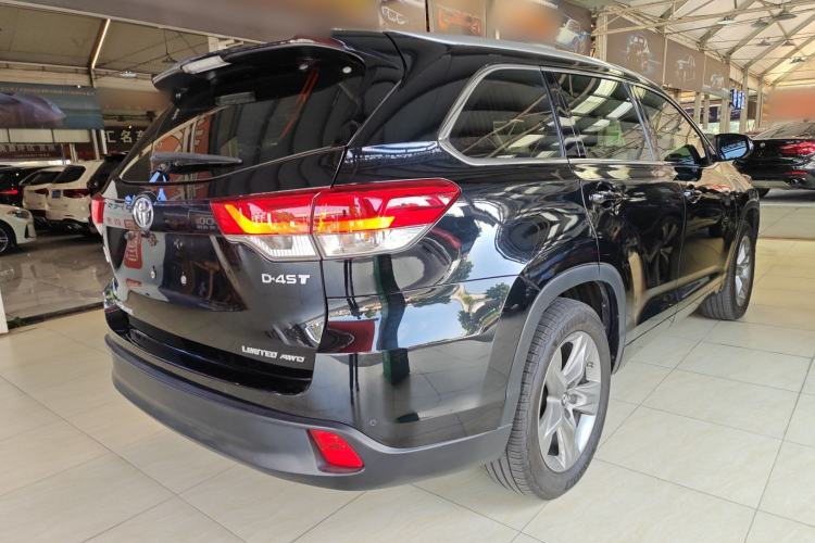 Used Toyota Highlander 2018 2.0T Four-Wheel Drive Luxury Version 7 Seats China VI Standard Rear Right 45 Deg