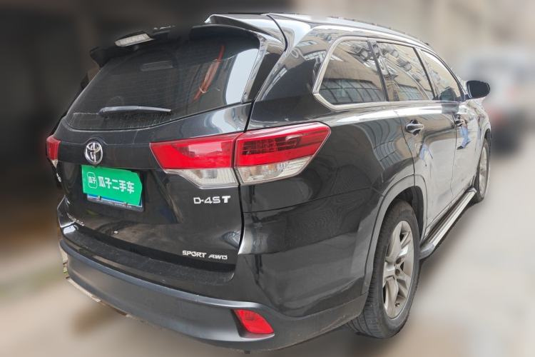 Used Toyota Highlander 2018 2.0T Four-Wheel Drive Luxury Version 7 Seats China VI Standard Rear Right 45 Deg