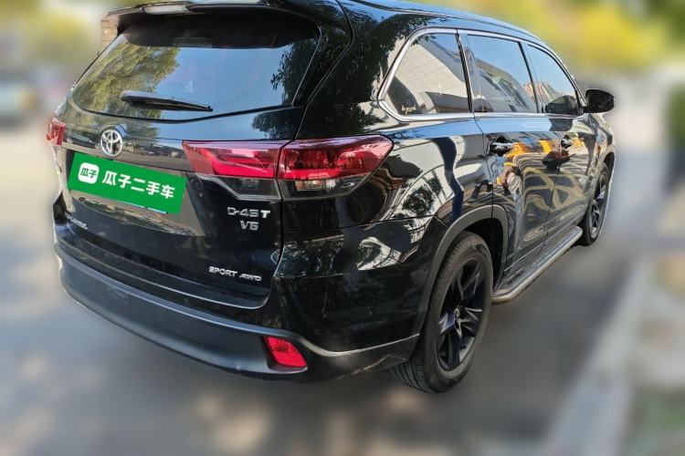 Used Toyota Highlander 2018 2.0T Four-Wheel Drive Luxury Version 7 Seats China VI Standard Rear Right 45 Deg