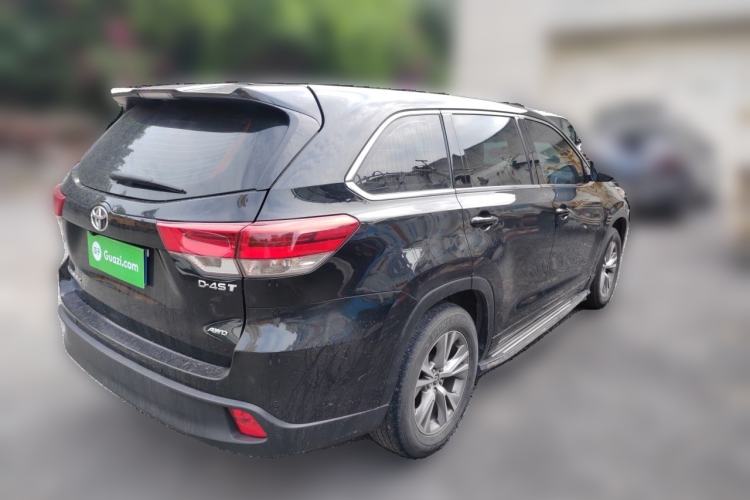 Used Toyota Highlander 2018 2.0T Four-Wheel Drive Elite Edition 7 Seats China V Standard Rear Right 45 Deg