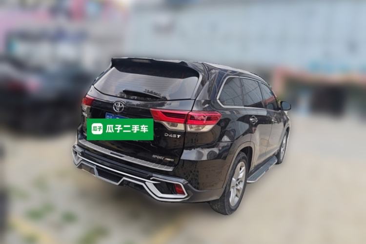 Used Toyota Highlander 2018 2.0T Four-Wheel Drive Luxury Edition 7 Seats China V Emission Standard Rear Right 45 Deg