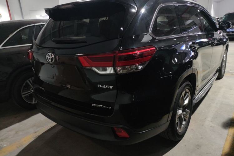 Used Toyota Highlander 2018 2.0T Four-Wheel Drive Luxury Version 7 Seats China VI Standard Rear Right 45 Deg
