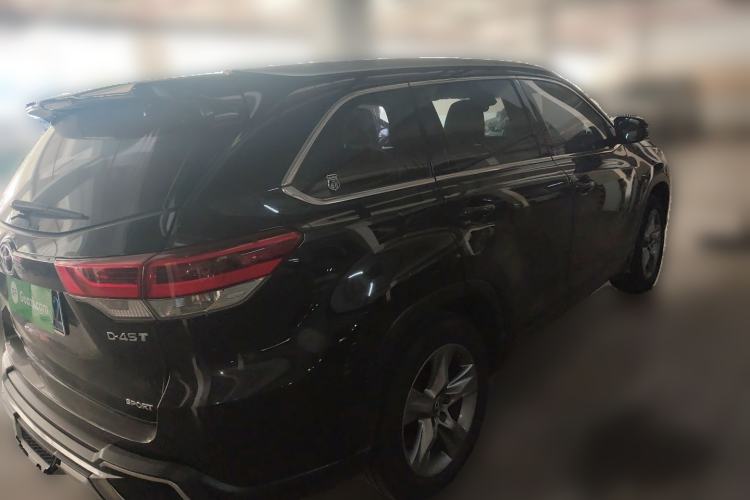 Used Toyota Highlander 2018 2.0T Two-Wheel Drive Prestige Version 7 Seats China V Emission Standard Rear Right 45 Deg