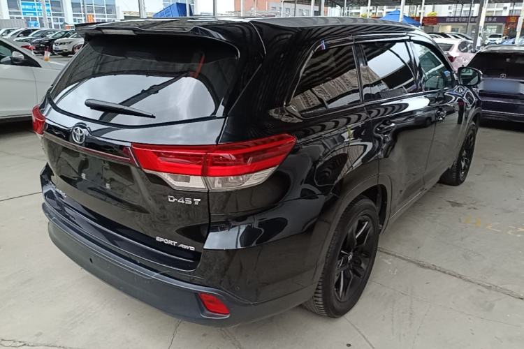 Used Toyota Highlander 2018 2.0T Four-Wheel Drive Luxury Version 7 Seats China VI Standard Rear Right 45 Deg