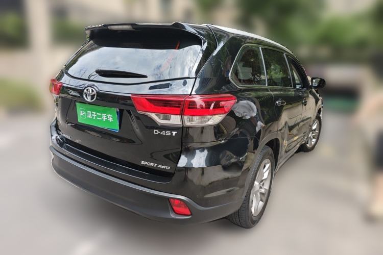 Used Toyota Highlander 2018 2.0T Four-Wheel Drive Luxury Version 7 Seats China VI Standard Rear Right 45 Deg