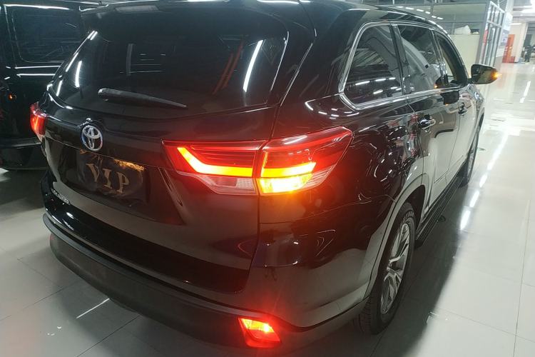 Used Toyota Highlander 2018 2.0T Four-Wheel Drive Elite Edition 7 Seats China VI Standard Rear Right 45 Deg