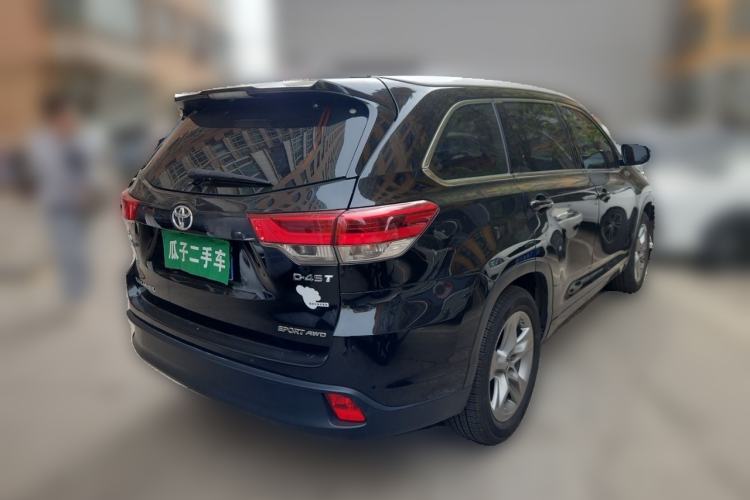 Used Toyota Highlander 2018 2.0T Four-Wheel Drive Prestige Version 7 Seats China V Emission Standard Rear Right 45 Deg