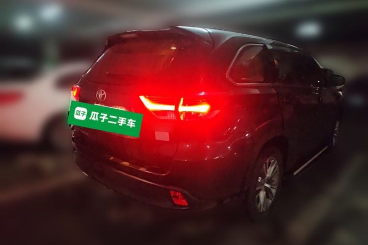 Used Toyota Highlander 2018 2.0T Two-Wheel Drive Elite Edition 7 Seats Emission Standard China V Rear Right 45 Deg