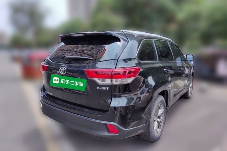 Used Toyota Highlander 2018 2.0T Two-Wheel Drive Elite Version 5 Seats China VI Standard Rear Right 45 Deg