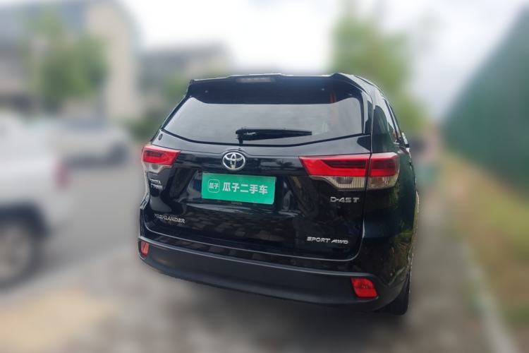 Used Toyota Highlander 2018 2.0T Four-Wheel Drive Prestige Version 7 Seats China V Emission Standard Rear Right 45 Deg