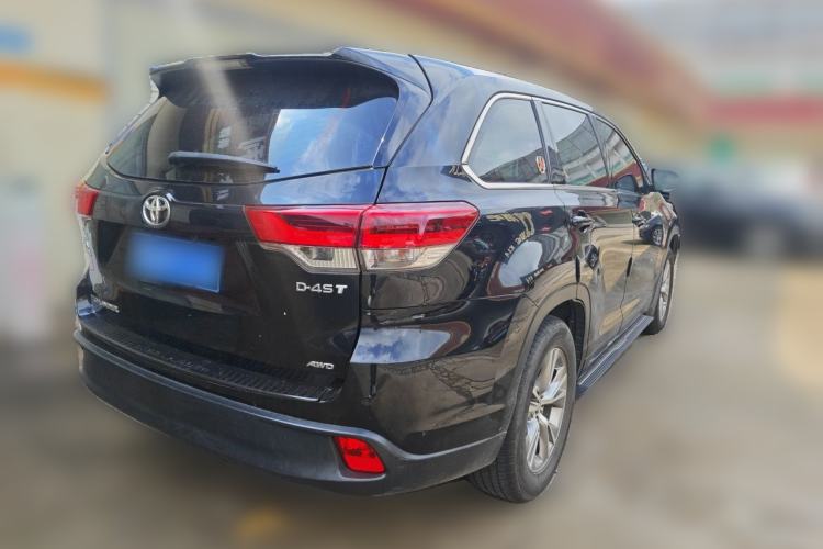 Used Toyota Highlander 2018 2.0T Four-Wheel Drive Elite Edition 7 Seats China V Standard Rear Right 45 Deg