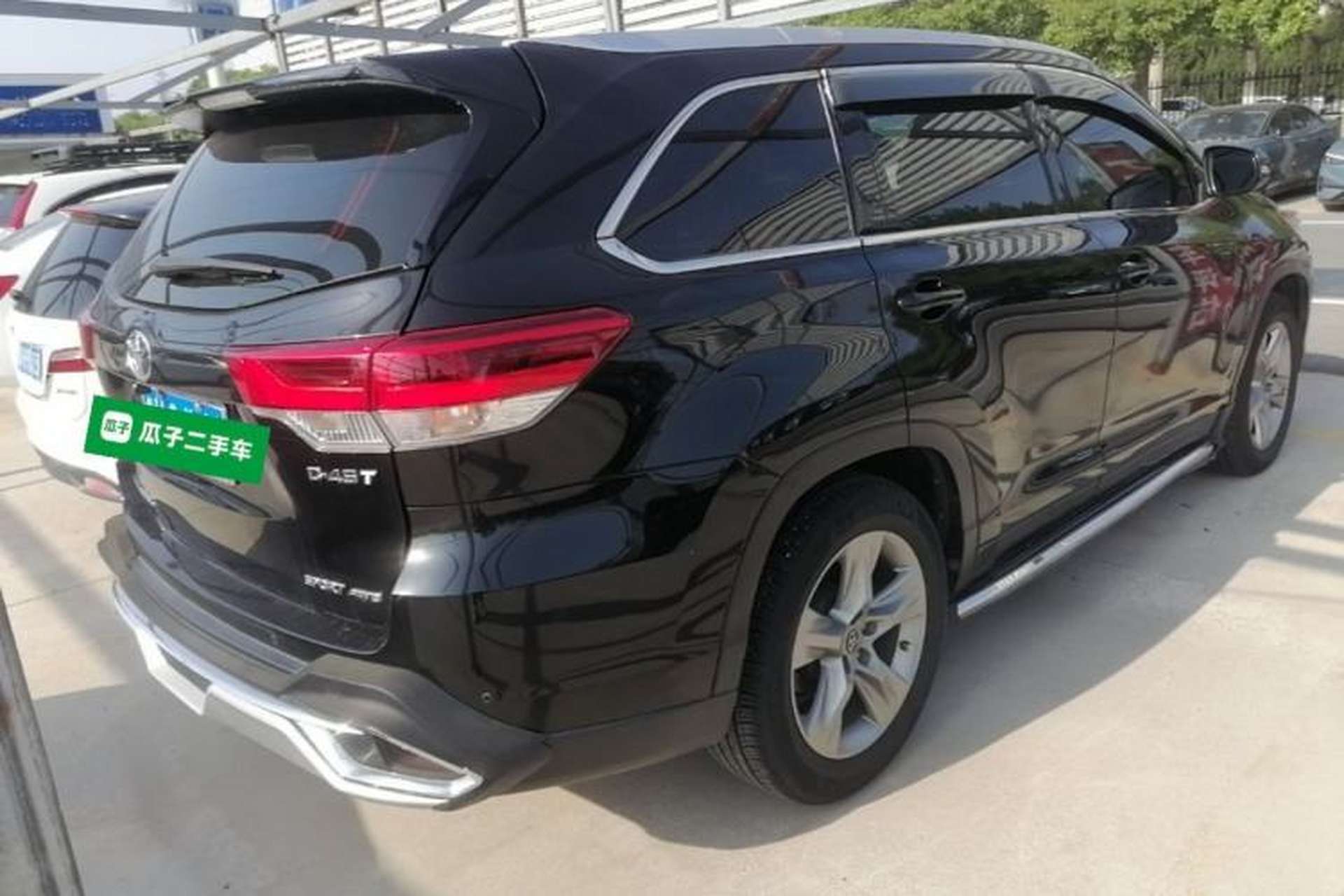 Used Toyota Highlander 2018 2.0T Four-Wheel Drive Luxury Version 7 Seats China VI Standard Rear Right 45 Deg