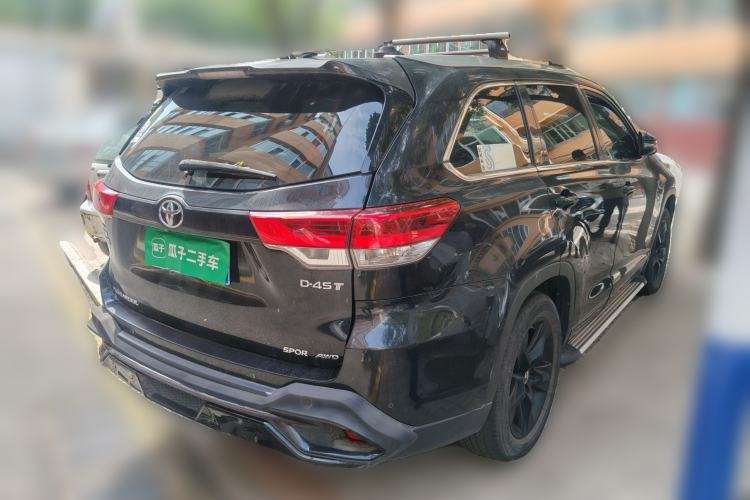 Used Toyota Highlander 2018 2.0T Four-Wheel Drive Luxury Edition 7 Seats China V Emission Standard Rear Right 45 Deg