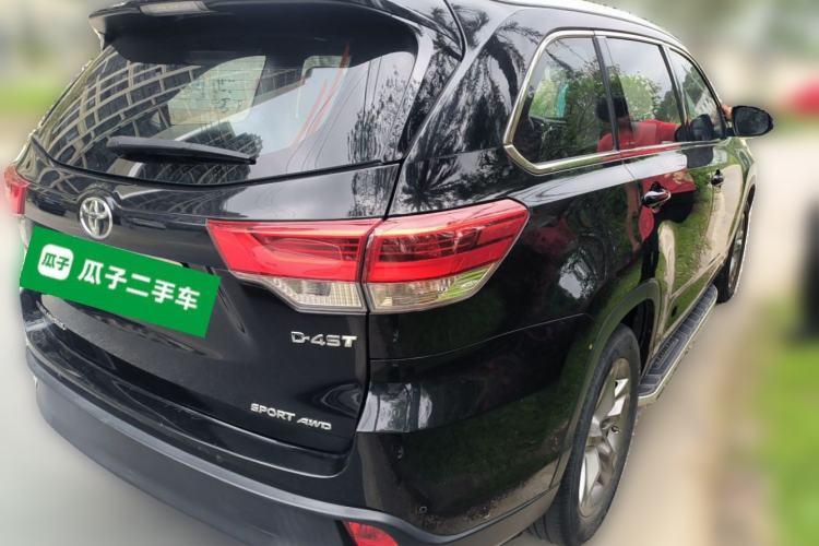 Used Toyota Highlander 2018 2.0T Four-Wheel Drive Luxury Version 7 Seats China VI Standard Rear Right 45 Deg