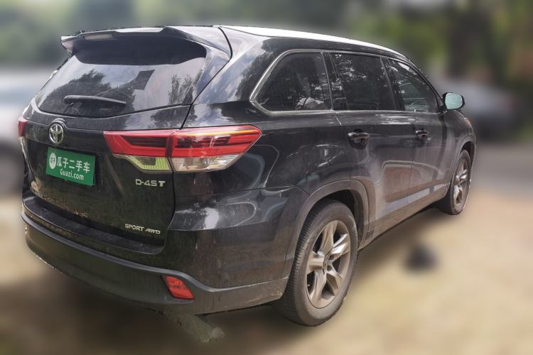 Used Toyota Highlander 2018 2.0T Four-Wheel Drive Luxury Edition 7 Seats China V Emission Standard Rear Right 45 Deg