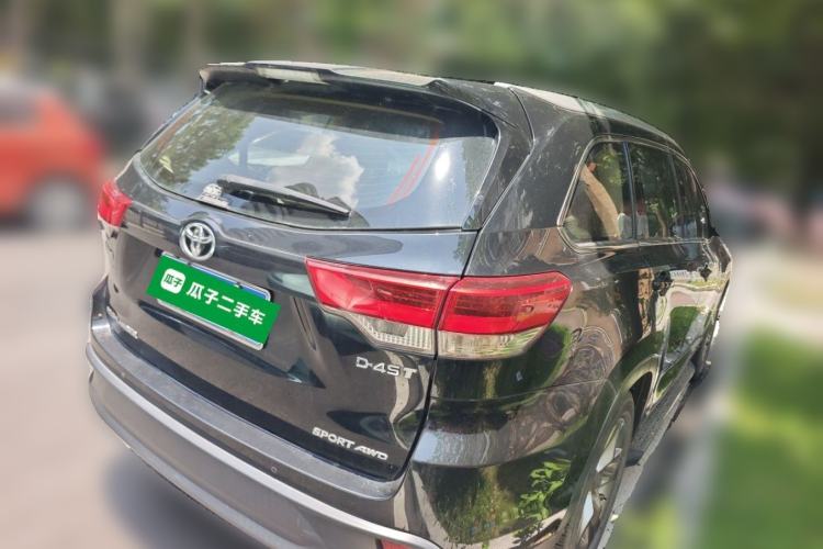 Used Toyota Highlander 2018 2.0T Four-Wheel Drive Luxury Version 7 Seats China VI Standard Rear Right 45 Deg