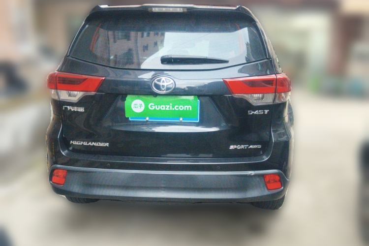 Used Toyota Highlander 2018 2.0T Four-Wheel Drive Luxury Version 7 Seats China VI Standard Rear
